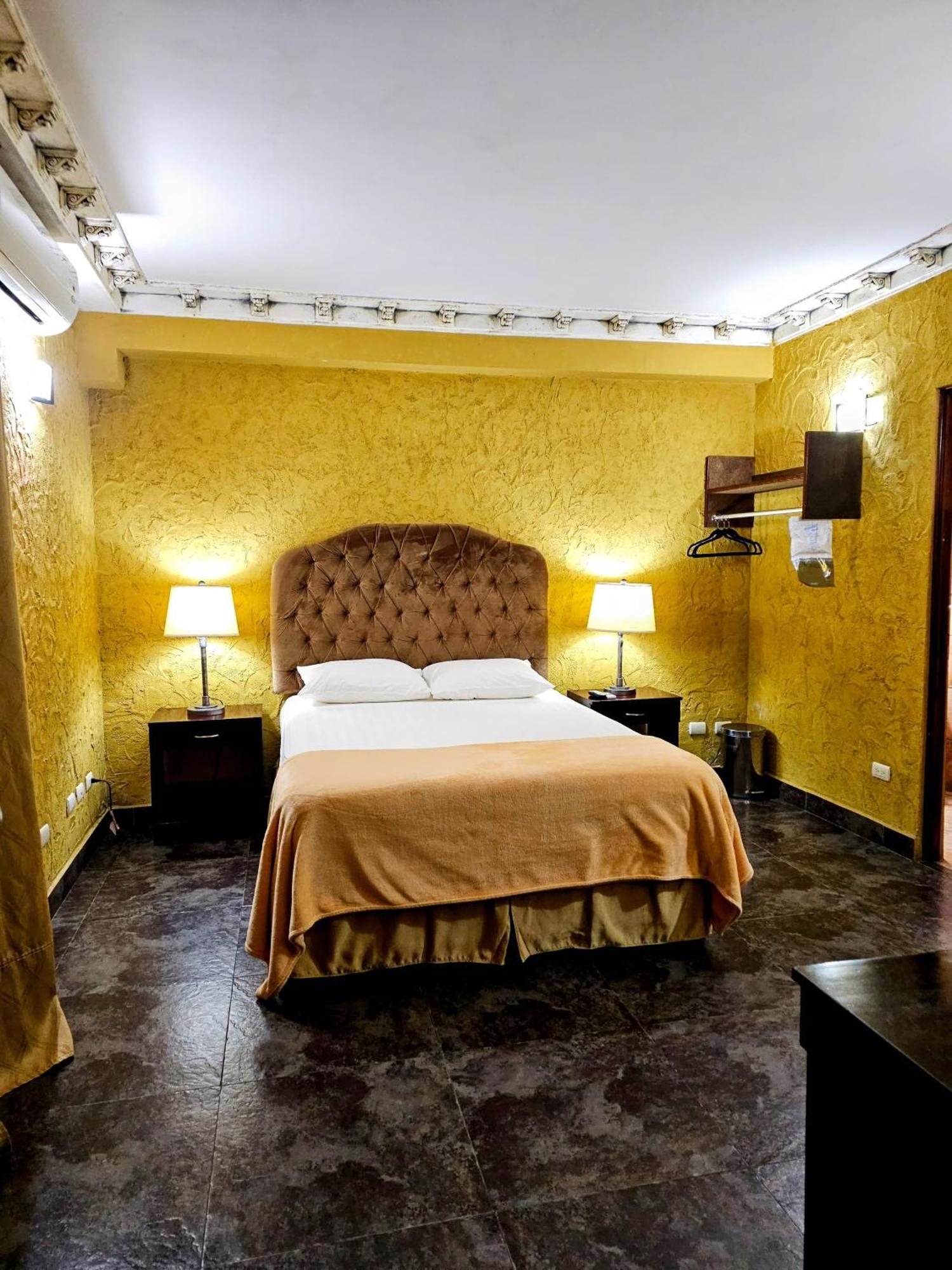 Antigua Inn Hotel Guatemala City Екстер'єр фото