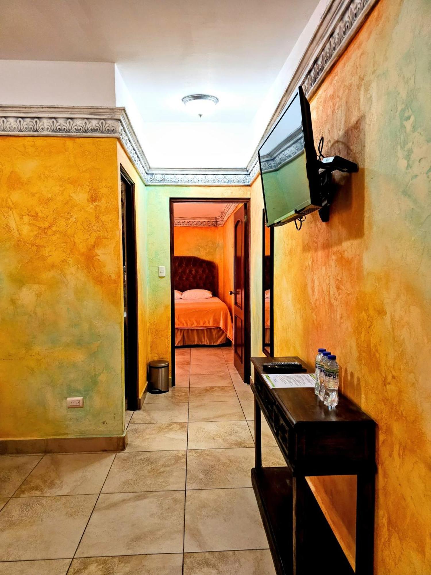 Antigua Inn Hotel Guatemala City Екстер'єр фото