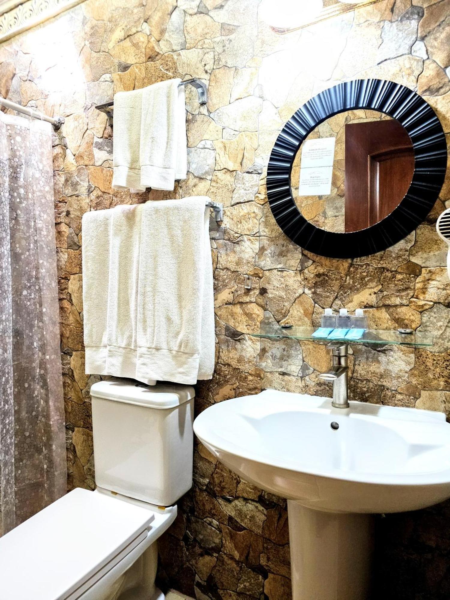 Antigua Inn Hotel Guatemala City Екстер'єр фото